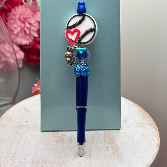 Baseball Fans! Baseball themed pen with charms - Picture 1 of 3